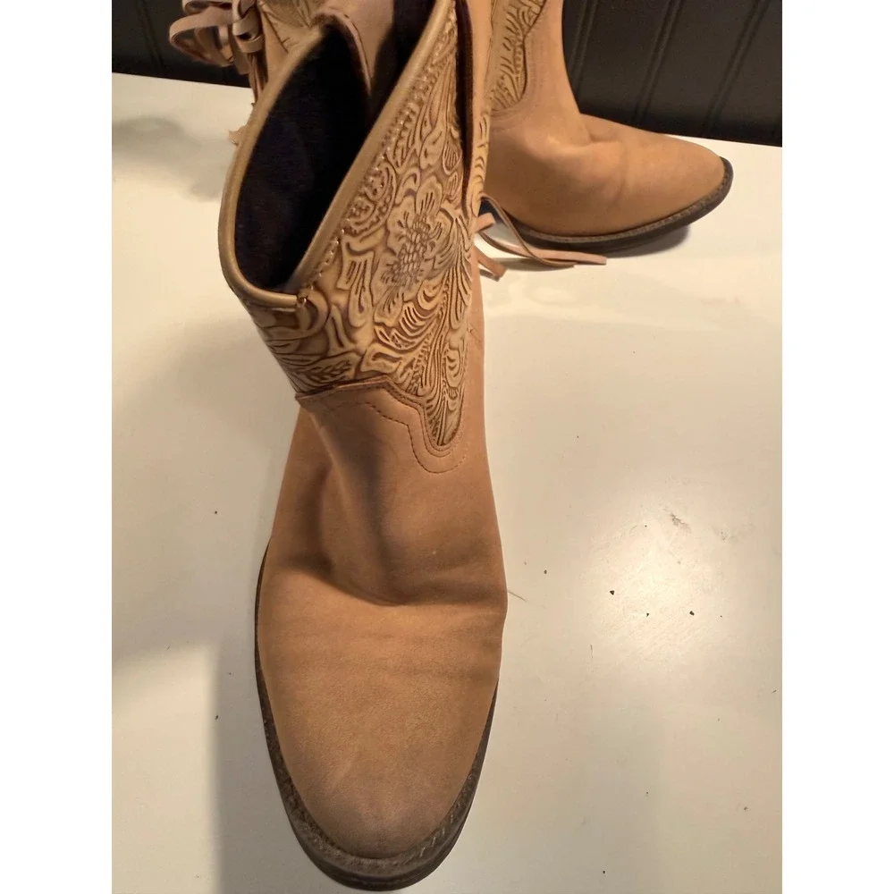 Dingo DI8951 Tan Floral Embossed Western Ankle Boots Tassel Cowgirl Booties 8M